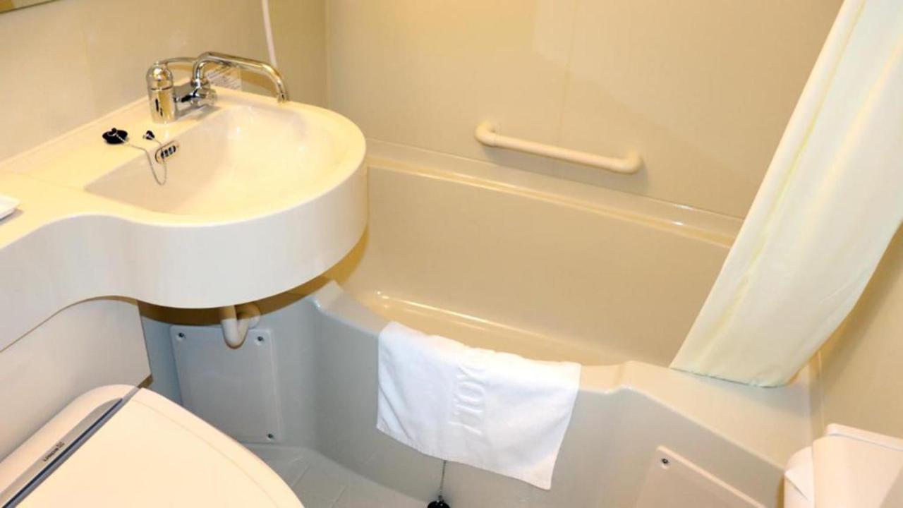 Toyoko Inn Toyota Shi Ekimae Екстер'єр фото