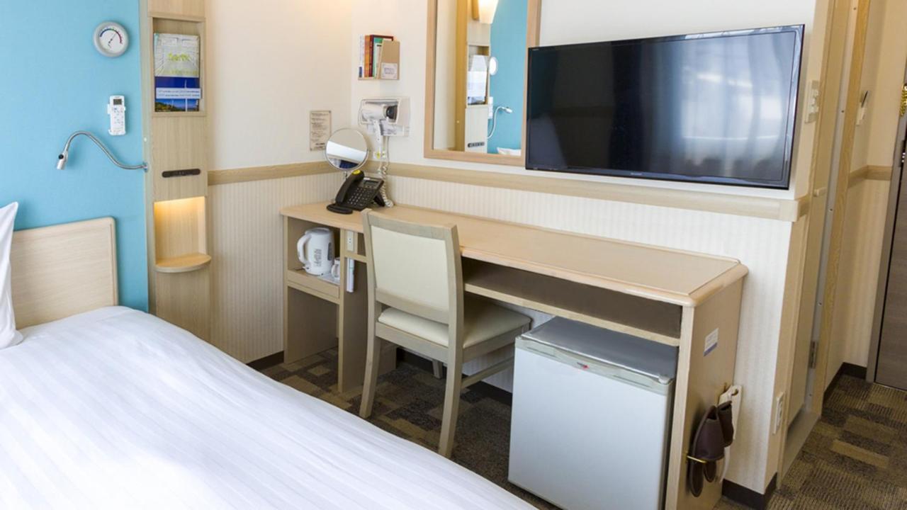 Toyoko Inn Toyota Shi Ekimae Екстер'єр фото